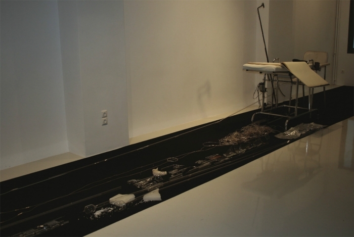 Yiannis Melanitis Art d'Installation - La conductivité de l'écriture