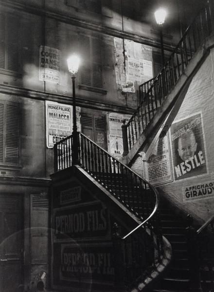 Brassai Photographique - Escalier de la rue rollin 1934