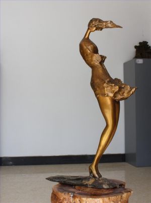 Sculpture contemporaine - Jeune fille