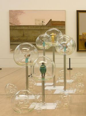 Tian He œuvre - Bubble Series on Scene Exhibition 3