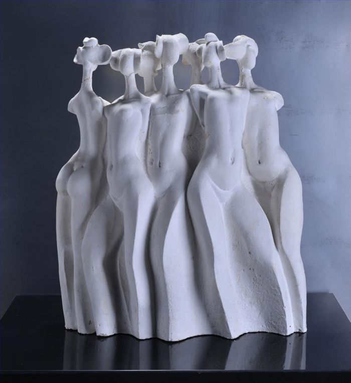 Xie Wenkai Sculpture - Rivière Sang