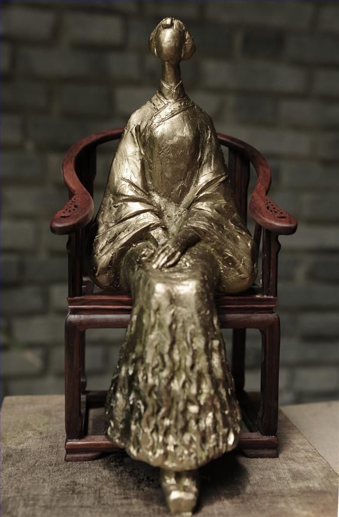 Yu Peng Sculpture - Une dame